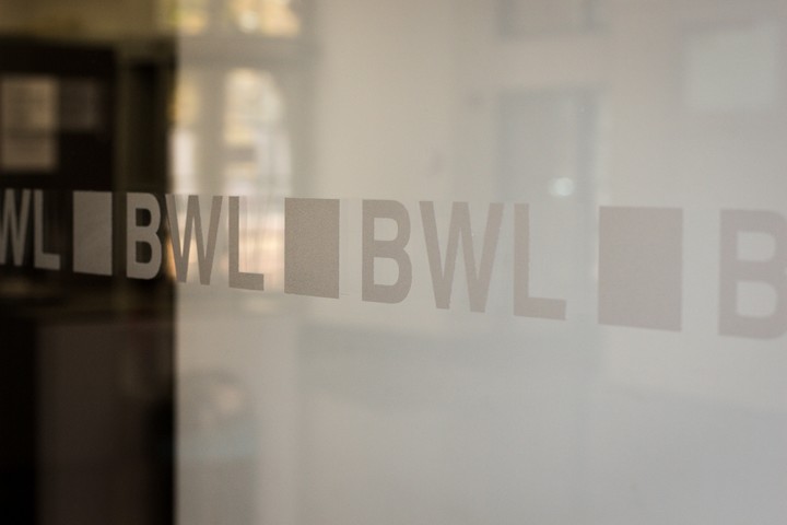 BWL entrance glass door